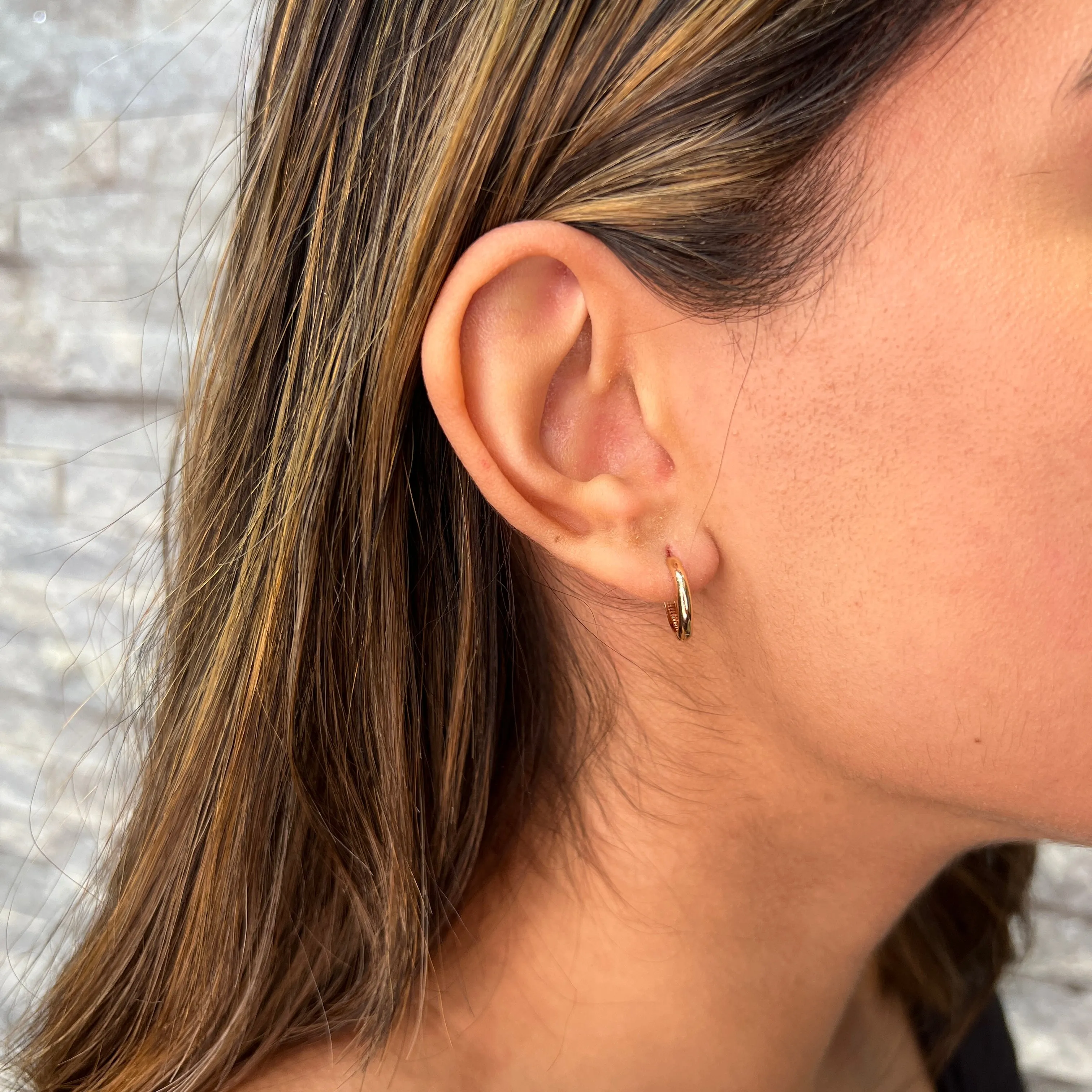 10K White, Yellow or Rose Gold (9mm) Huggie Earrings