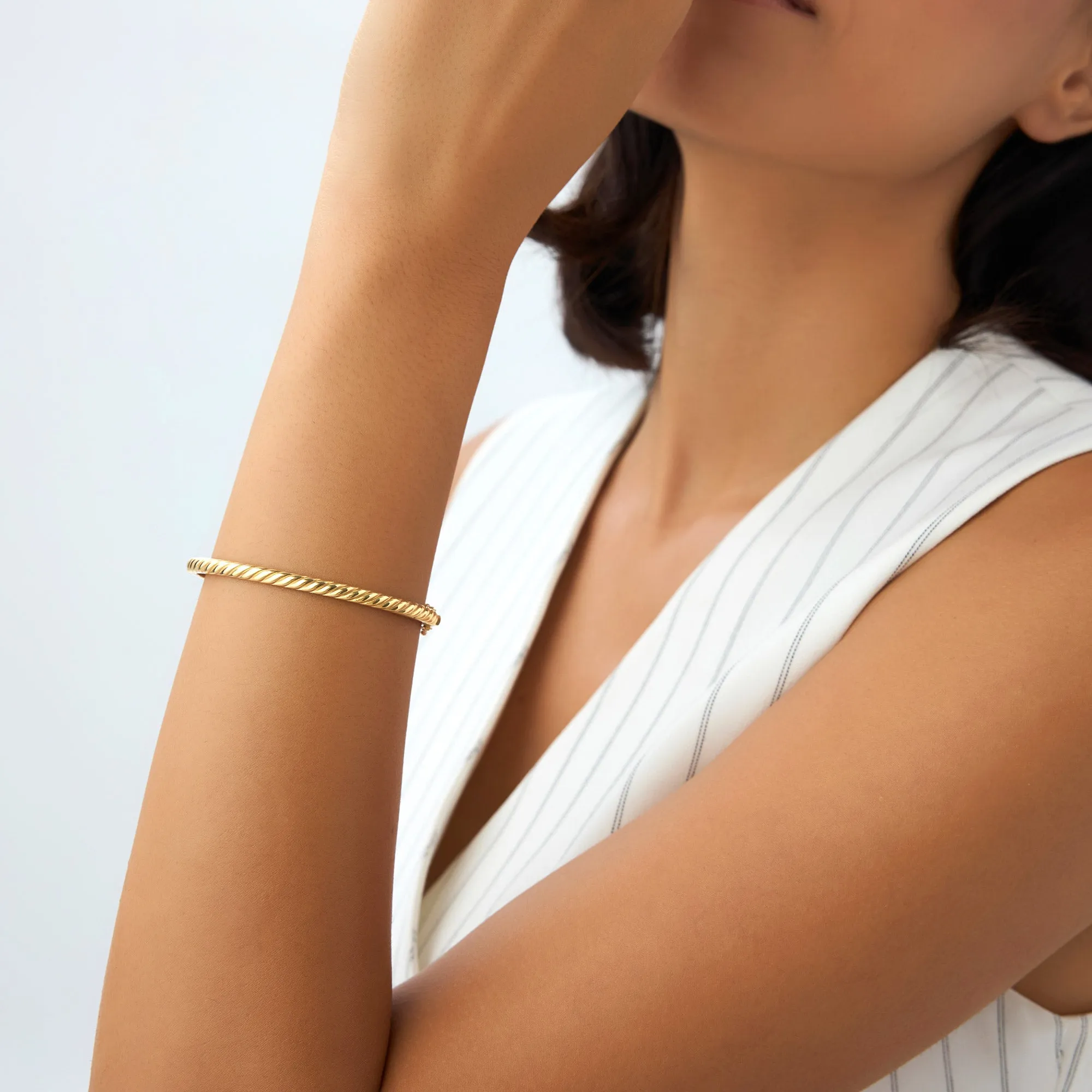 14K Twist Rope Dainty Cable Bangle