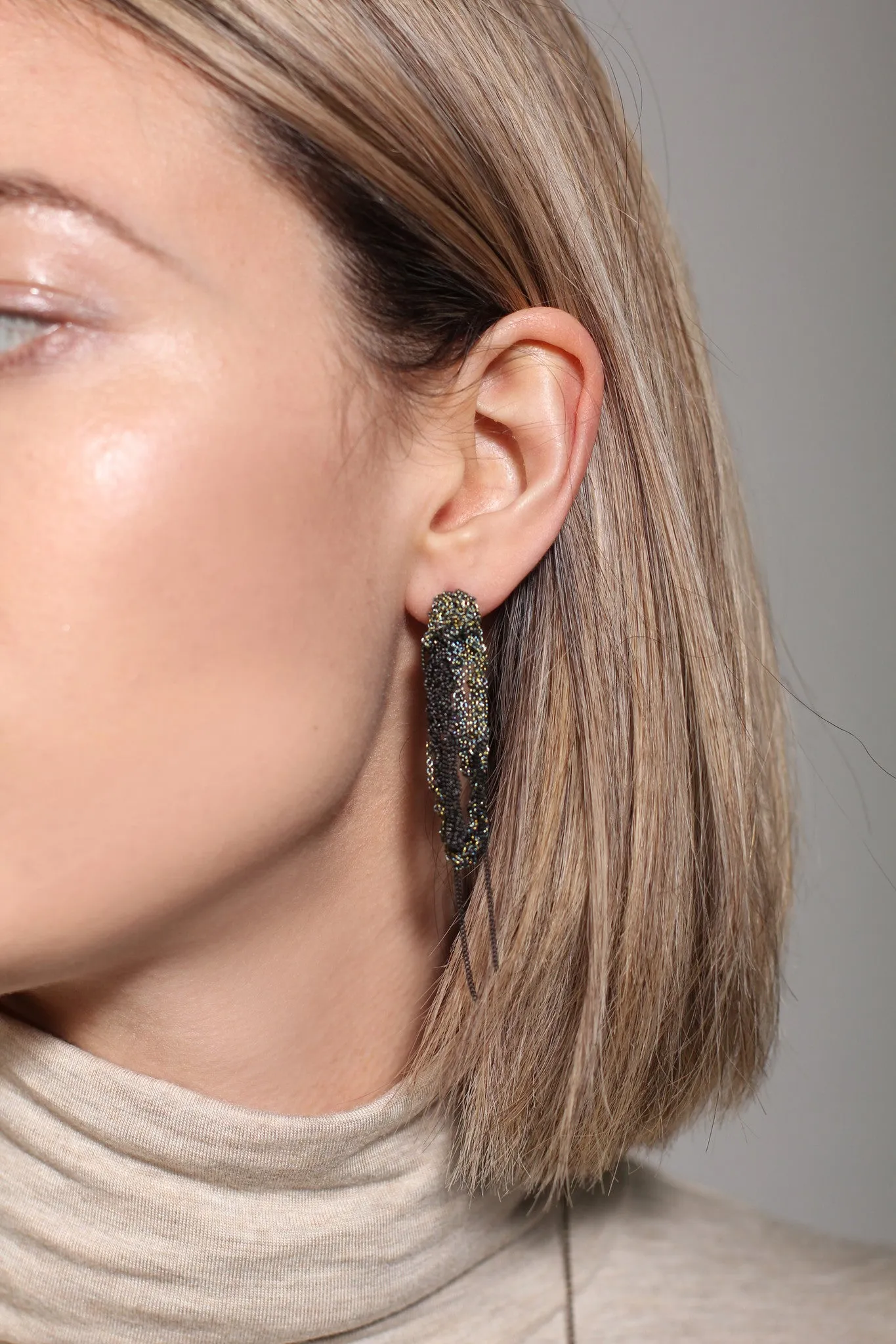 2-Tone Drip Earrings in Charcoal   Plum