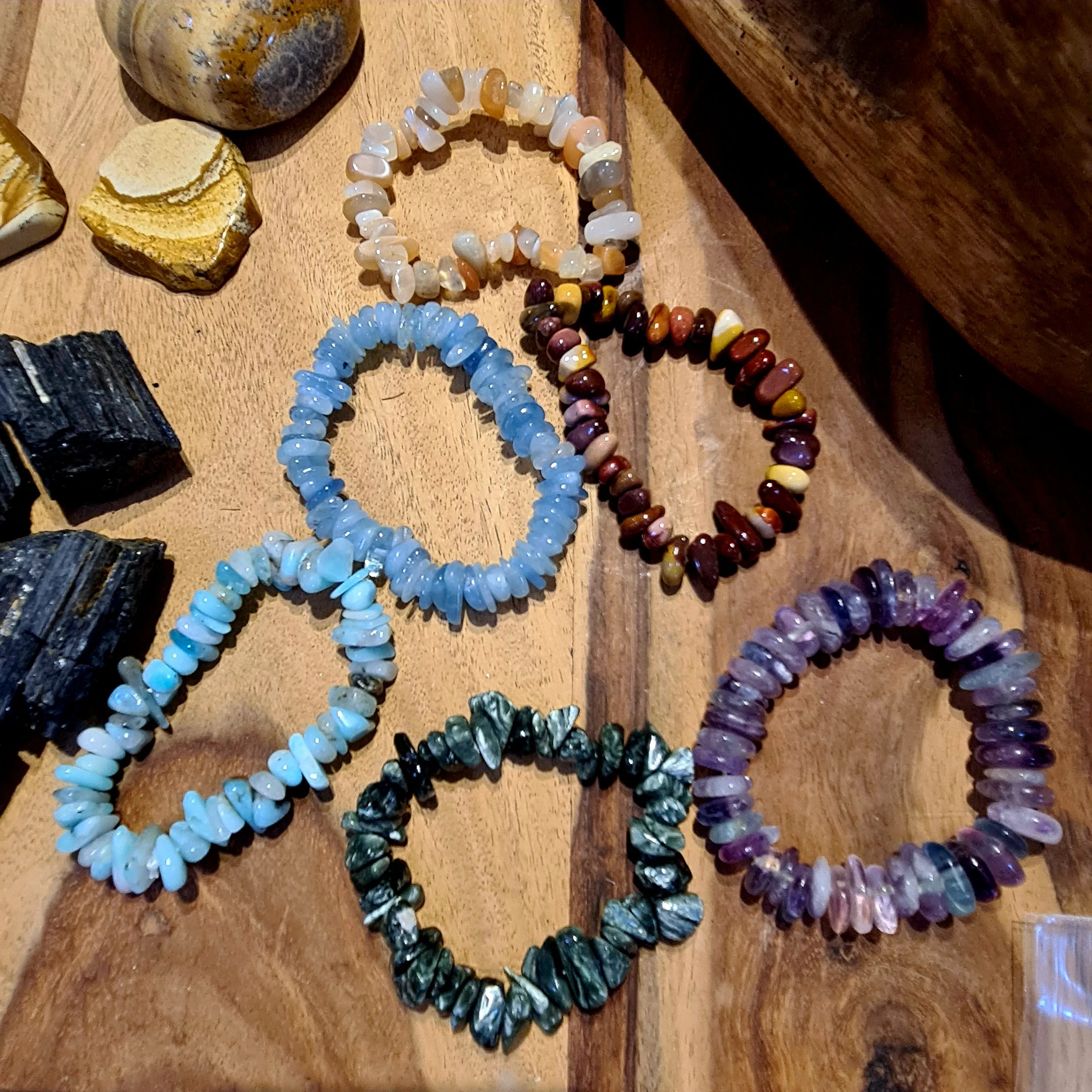 Chip Crystal Bracelet on Elastic