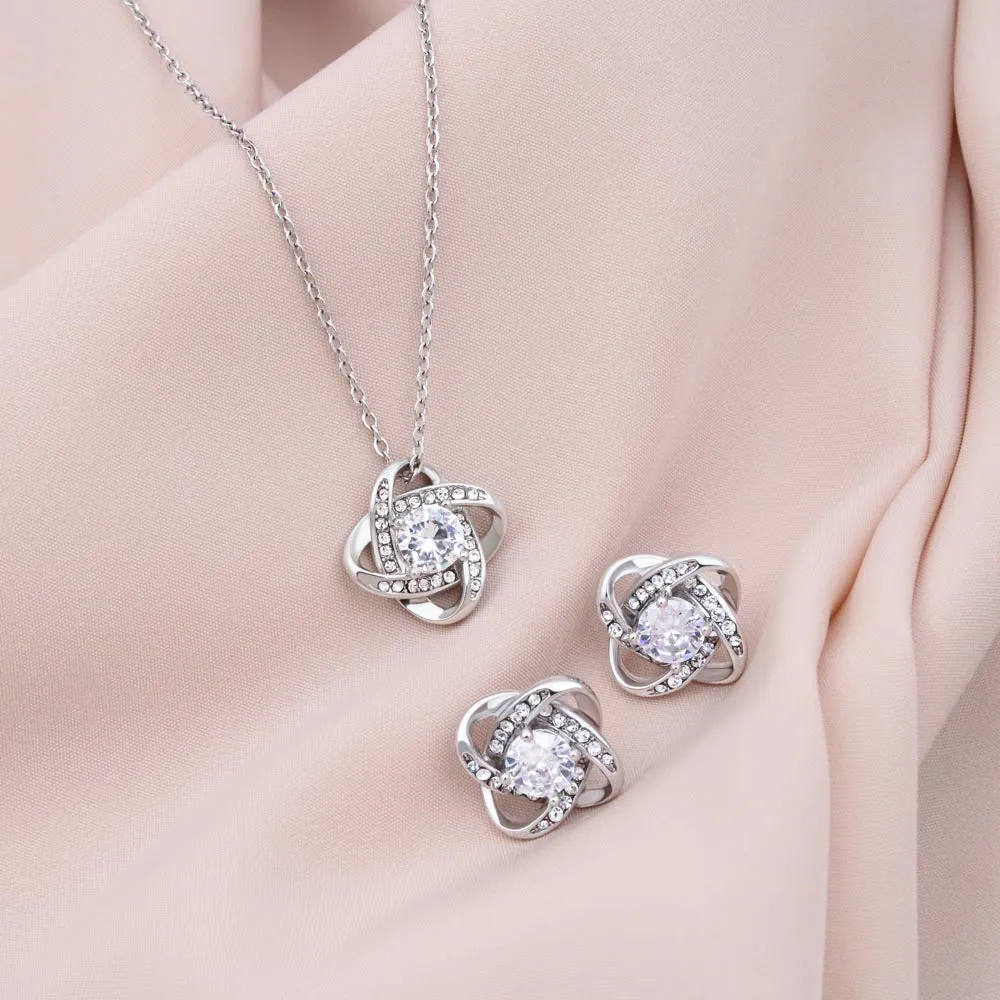 Custom Grandma Sunflower Mothers Day Ideas 14k White Gold Interlocking Heart Pendant Necklace Jewelry Gifts For Mom Wife Grandma Auntie