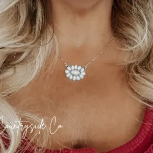 Dolly White Stone Necklace