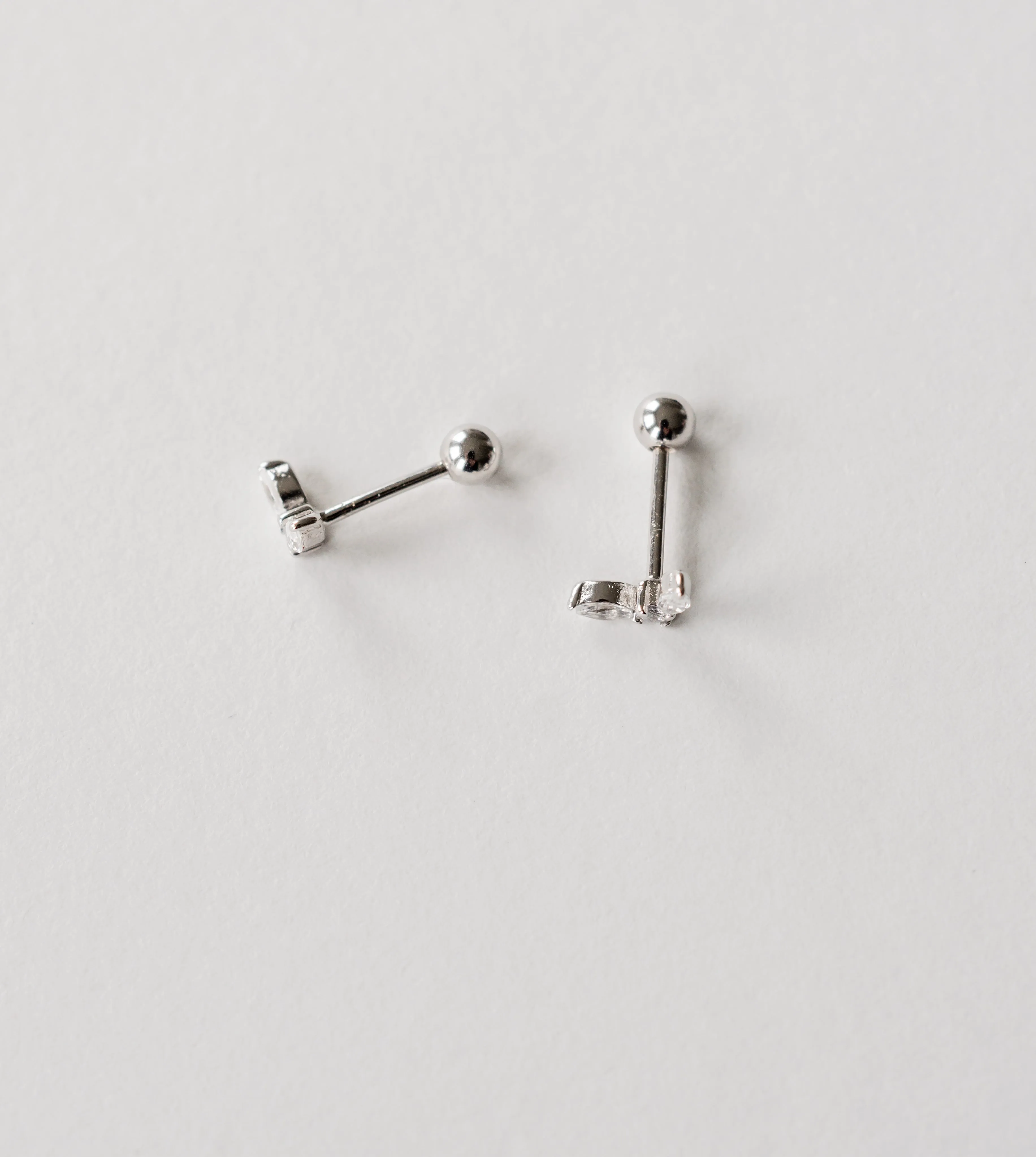 Dual point studs