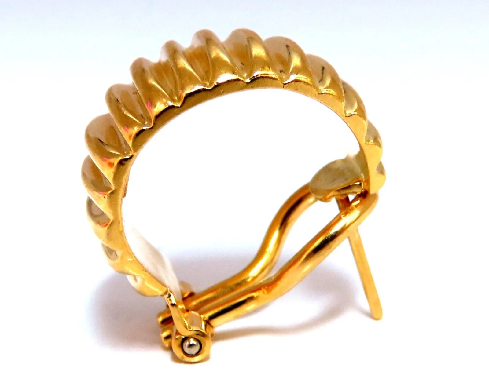 Embossed Vertical Row Semi Hoop Earrings 18kt Gold LJ