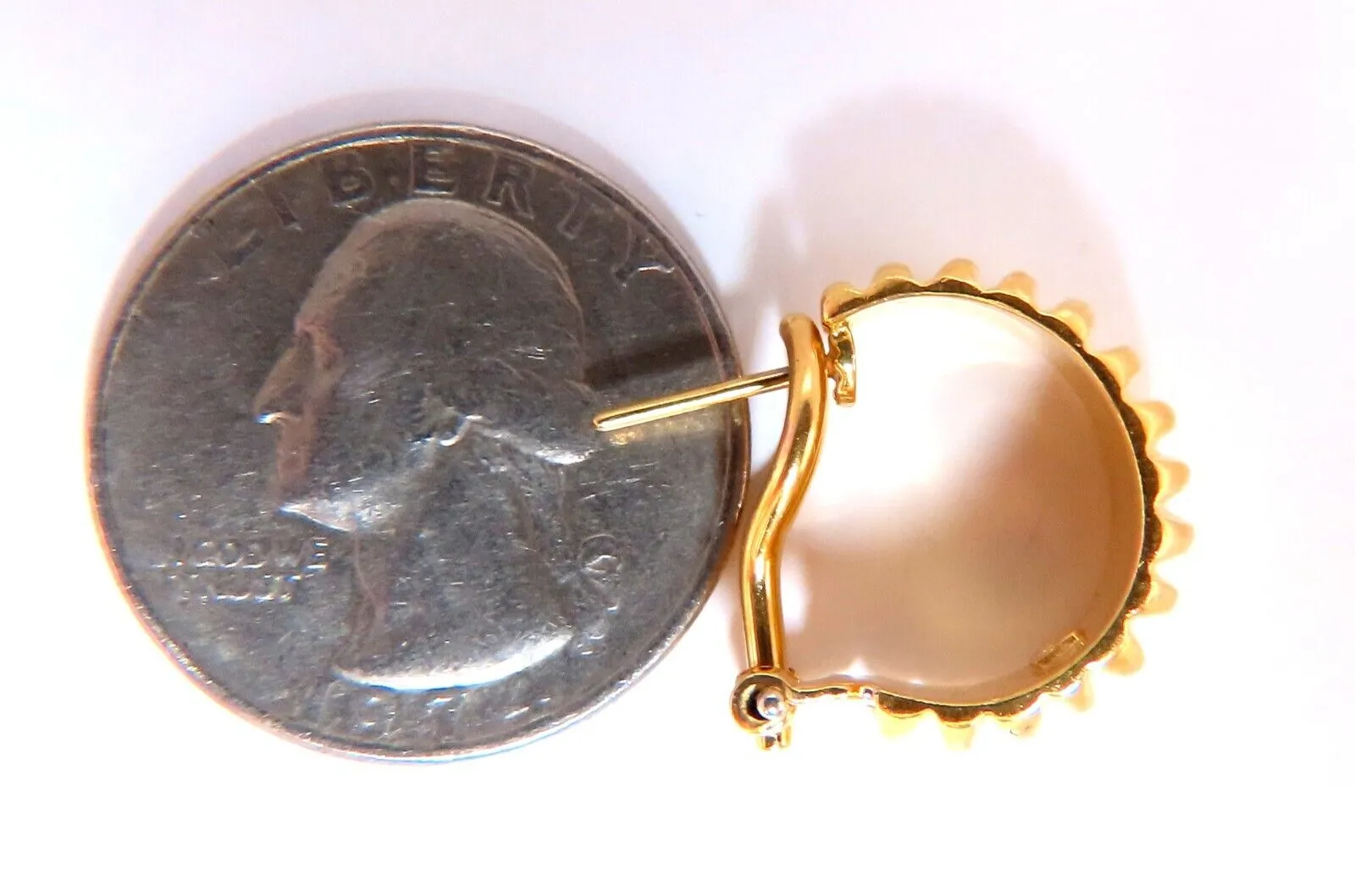 Embossed Vertical Row Semi Hoop Earrings 18kt Gold LJ