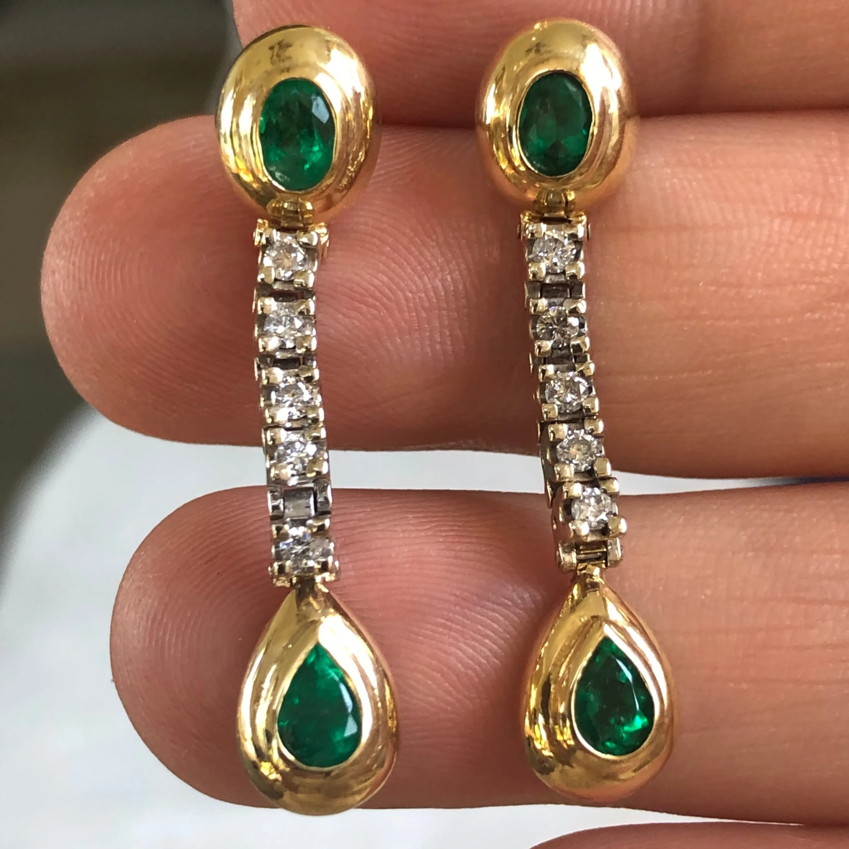 Estate Dangle Emerald Diamond Earrings Gold