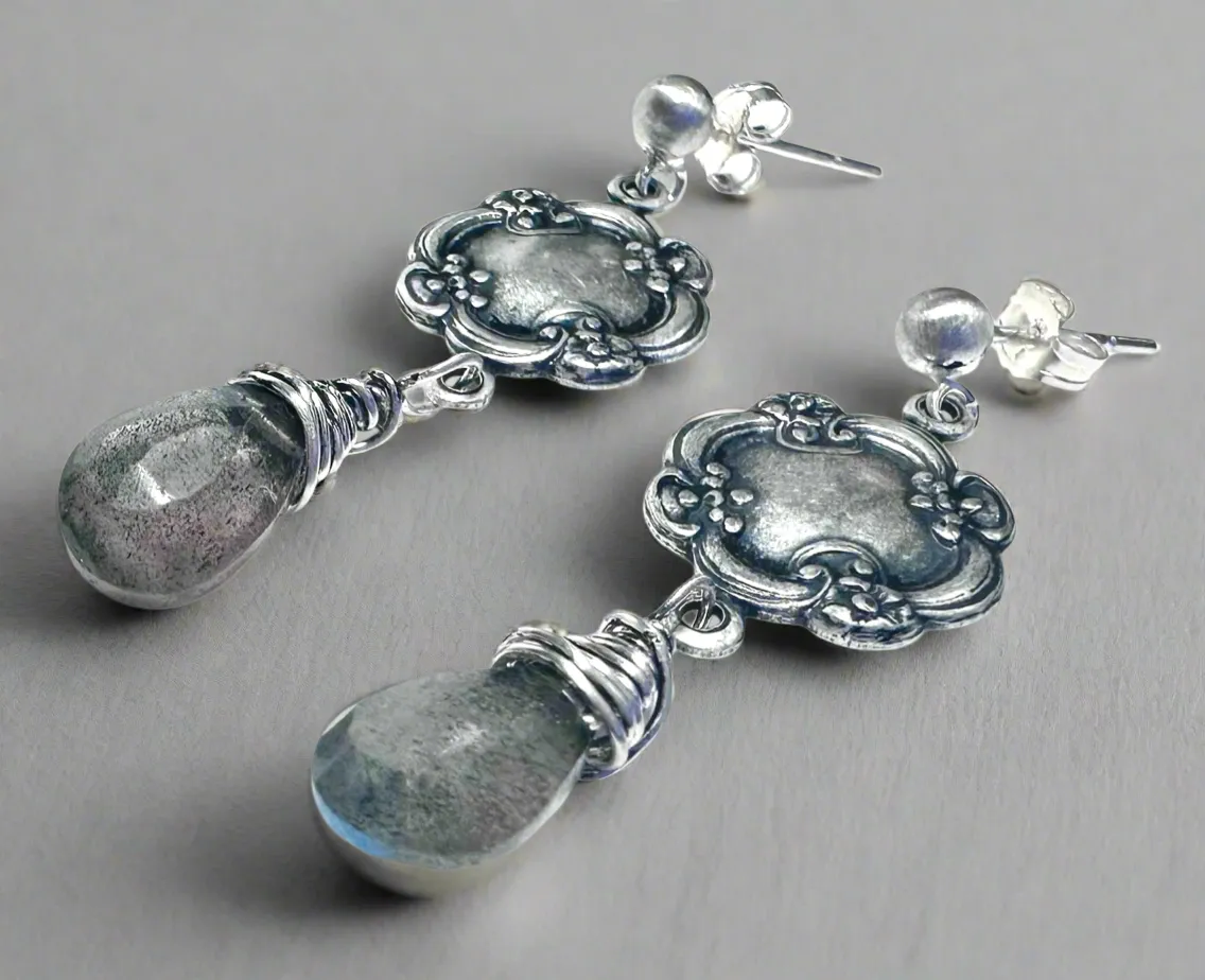 Genuine Labradorite Silver Earrings, Vintsge Looking Earringd
