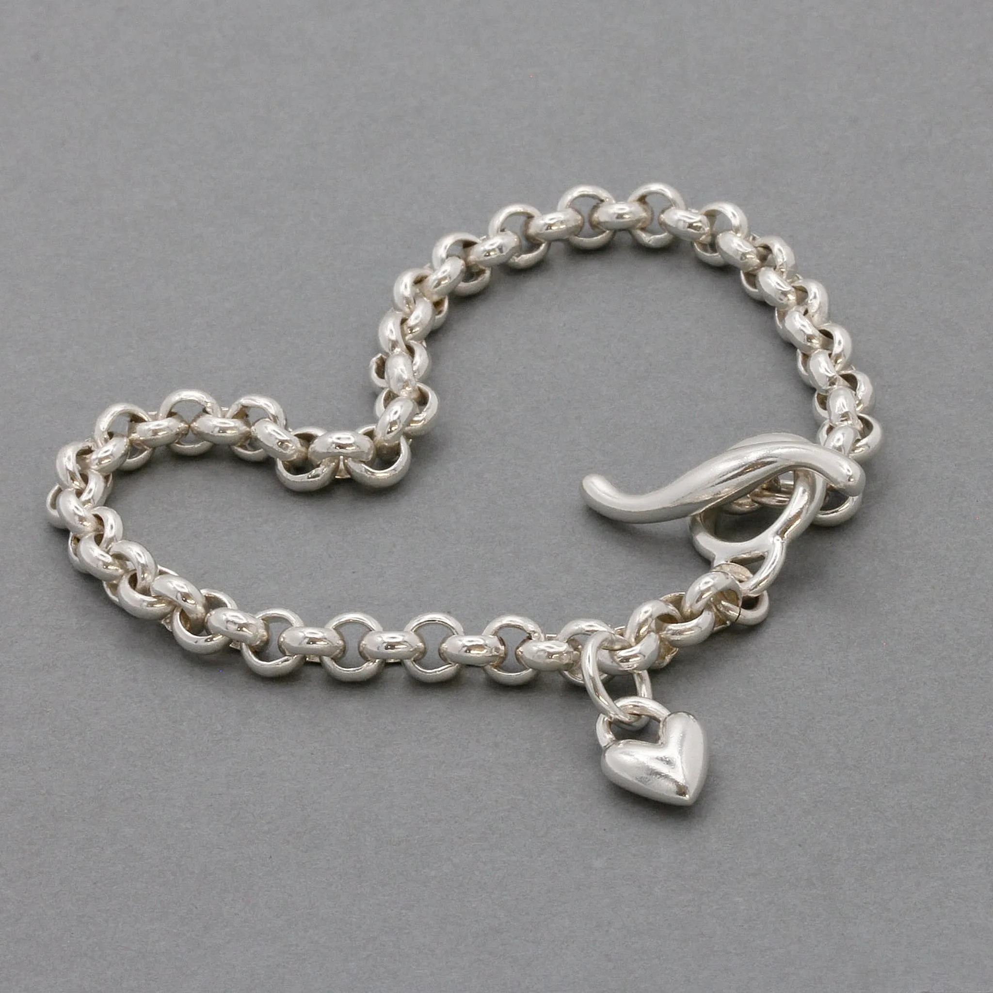 Heart Belcher Chain Charm Bracelet