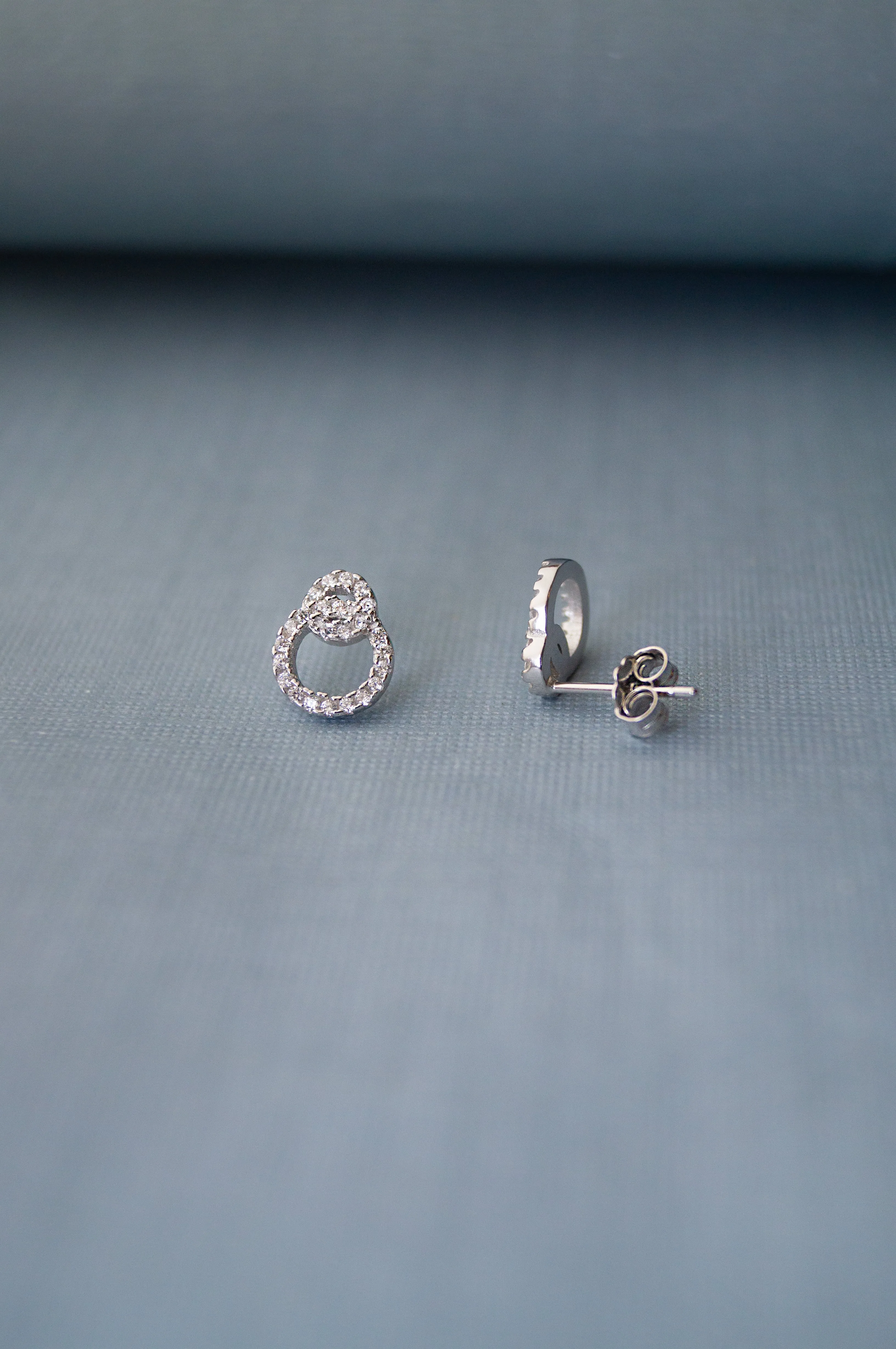 Interlinked Circles Sterling Silver Earrings