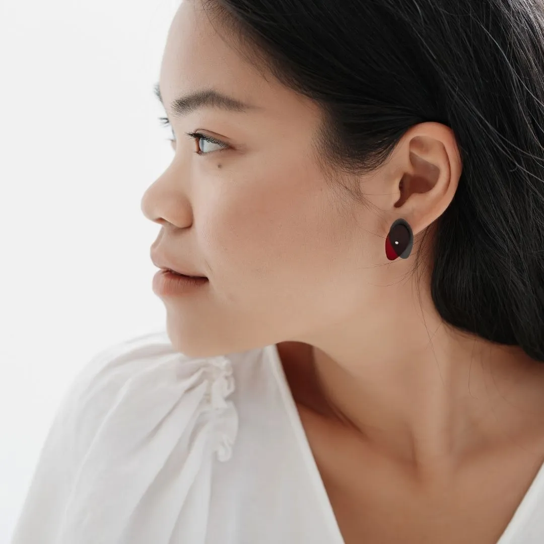 Maxi Sea Oak Studs in Oxidized Silver