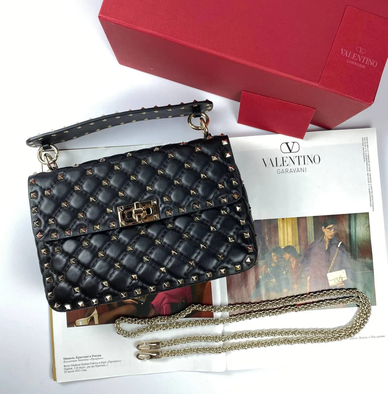 MEDIUM ROCKSTUD SPIKE NAPPA LEATHER BAG black