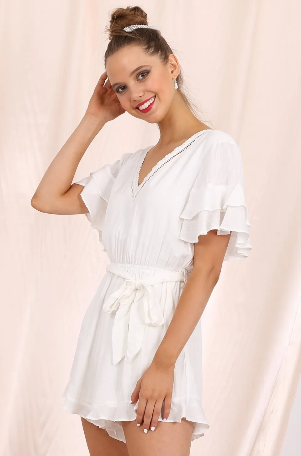 MISS PINKI Elisa ruffle sleeves Playsuit in white soft linen