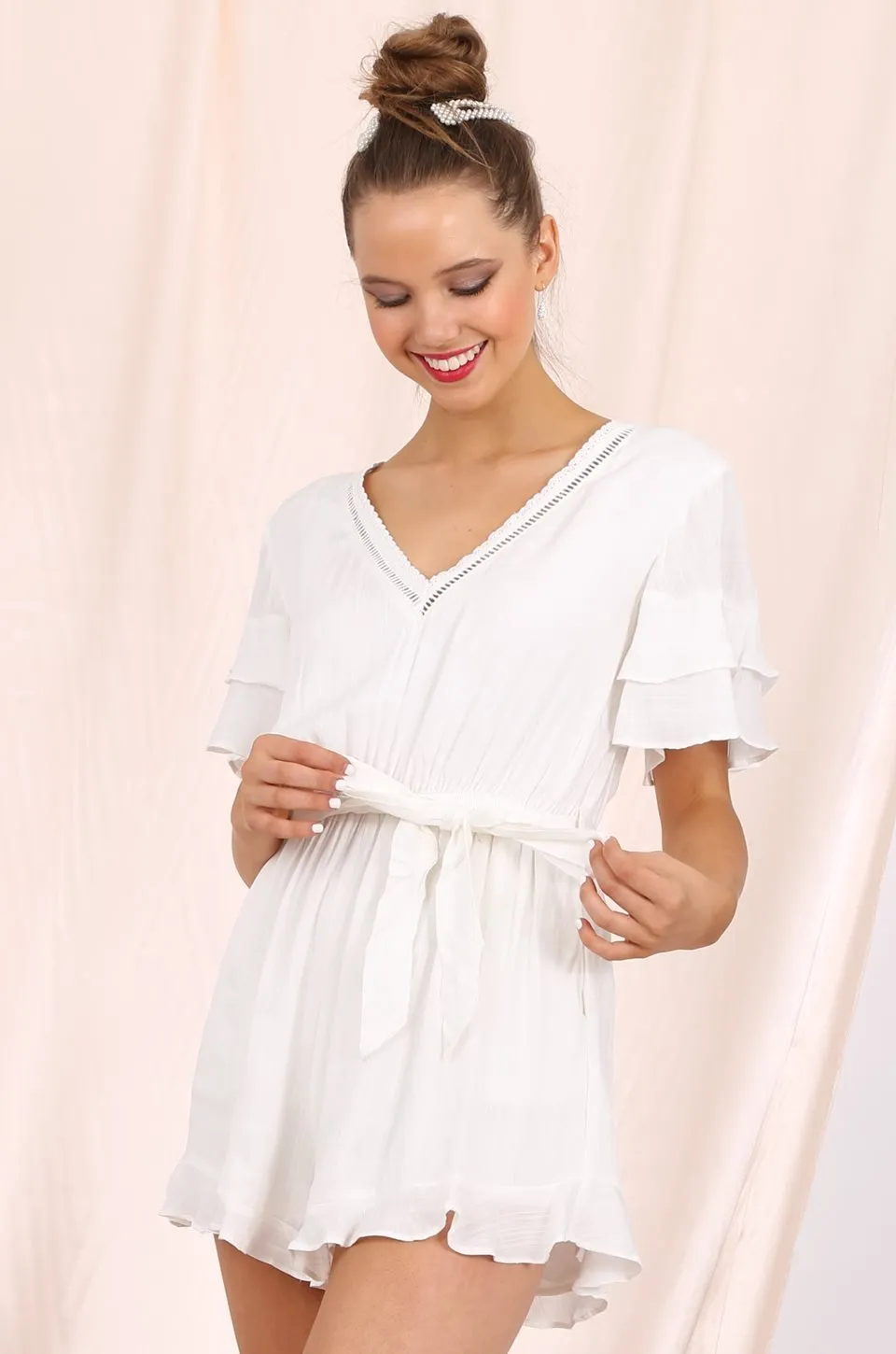 MISS PINKI Elisa ruffle sleeves Playsuit in white soft linen