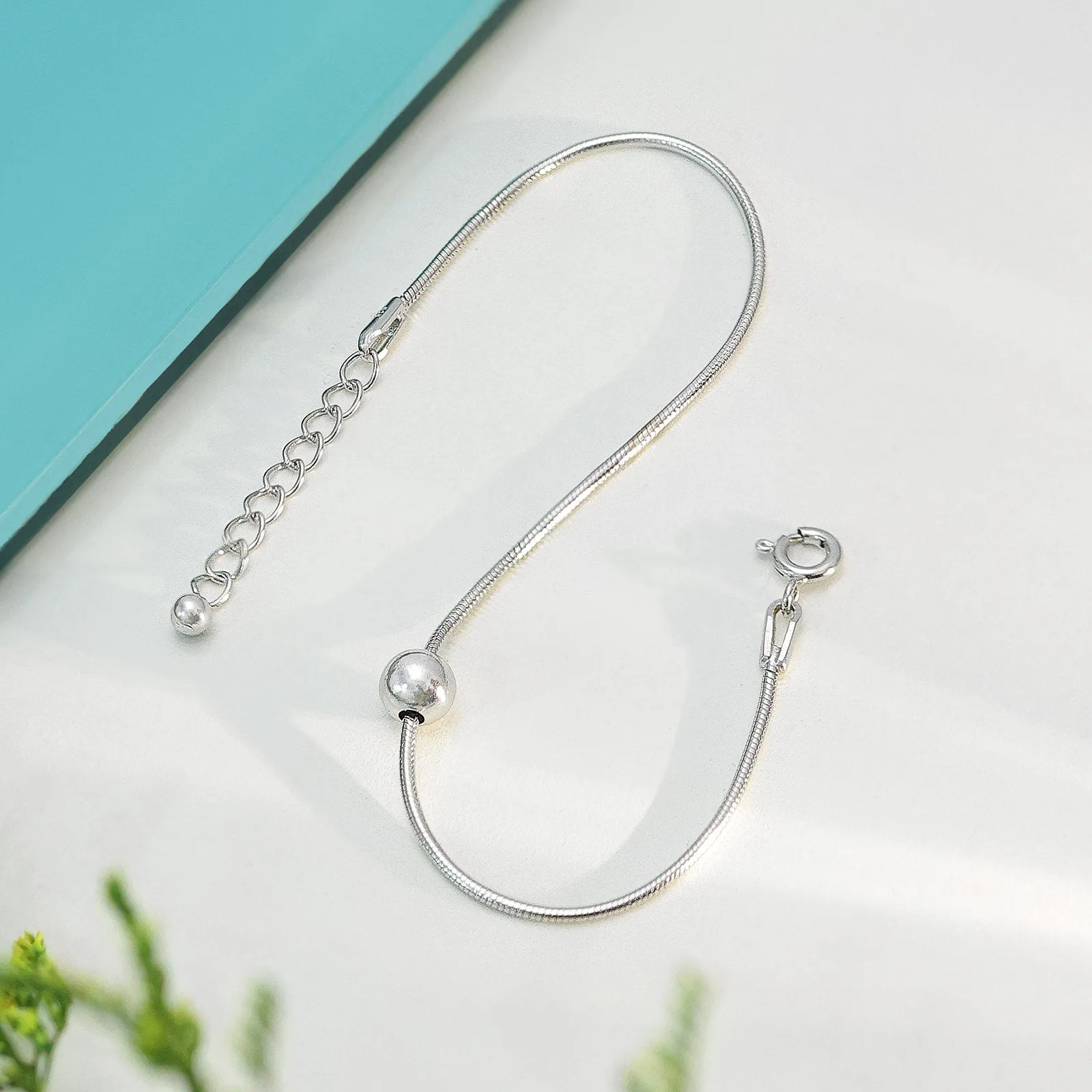 Pure Silver Bracelets - Spring Chain Model With Silver Bead