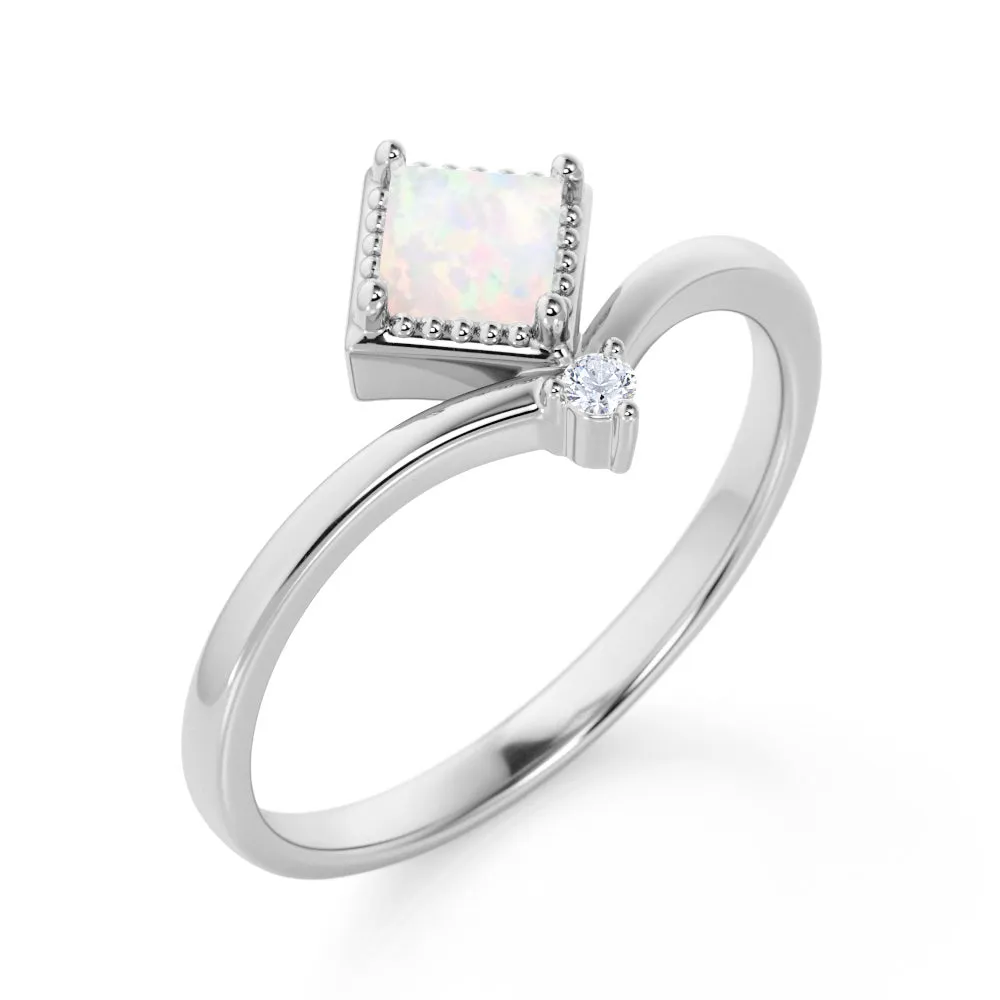 Unique 1 carat square princess cut Fire Opal Engagement Ring in Gold