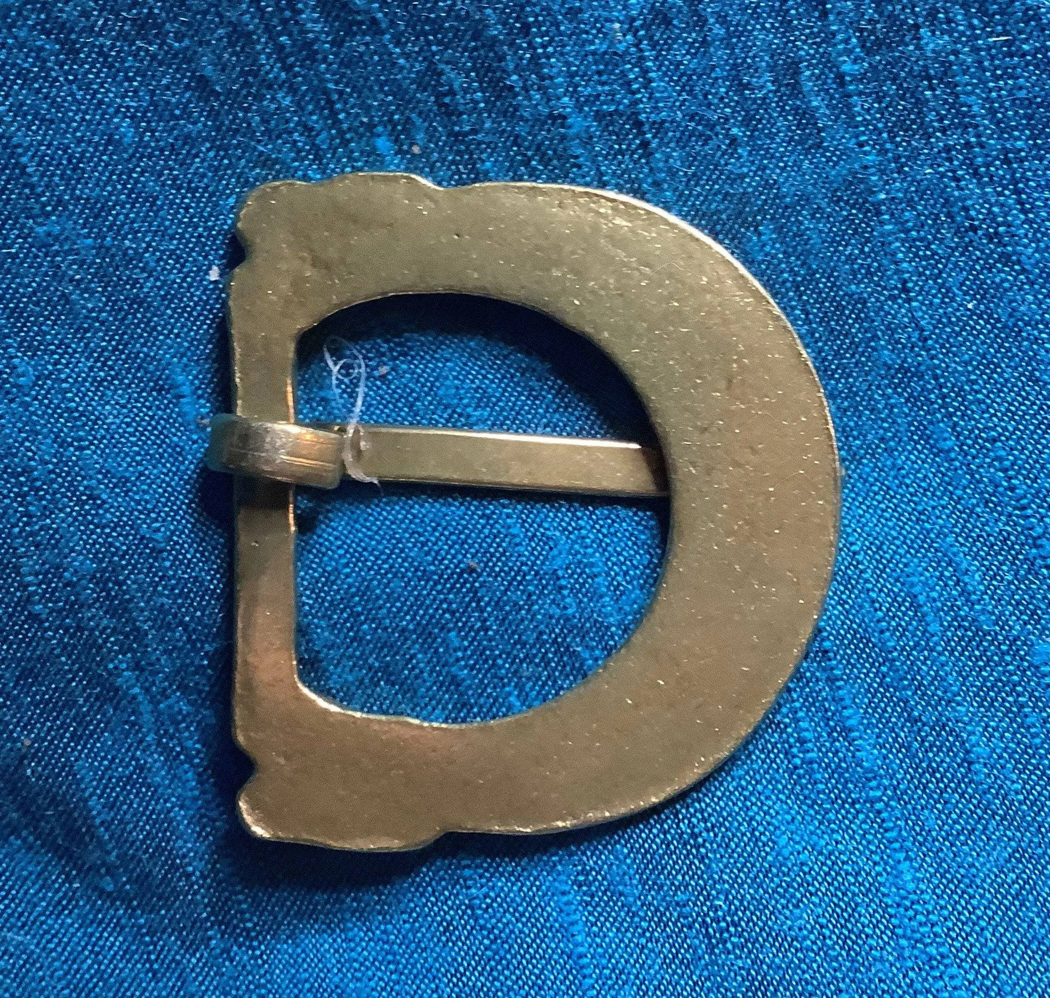Viking belt buckle with animal heads