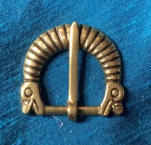 Viking belt buckle with animal heads
